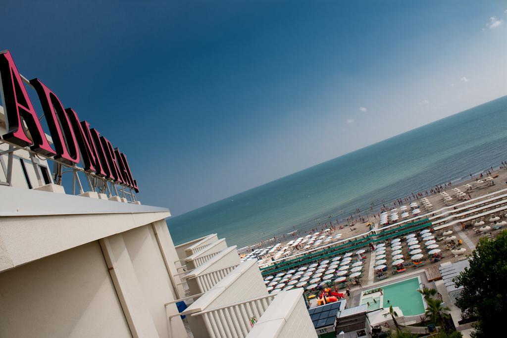 Hotel Admiral - On The Beach ريتشوني المظهر الخارجي الصورة