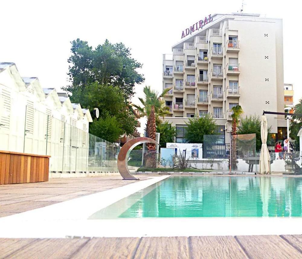Hotel Admiral - On The Beach ريتشوني المظهر الخارجي الصورة